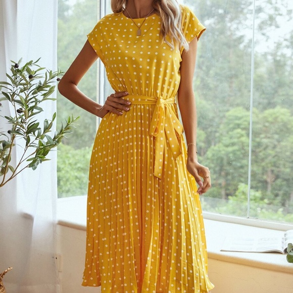 Boho Polka Dot Yellow Belted Pleated Midi Dress - Picture 5 of 7